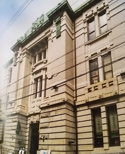 s161118_08.jpg